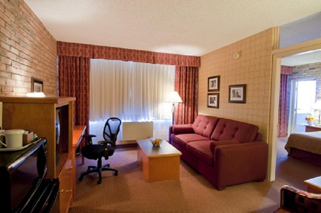 Quality Hotel Downtown-Inn At False Creek Vancouver Room photo